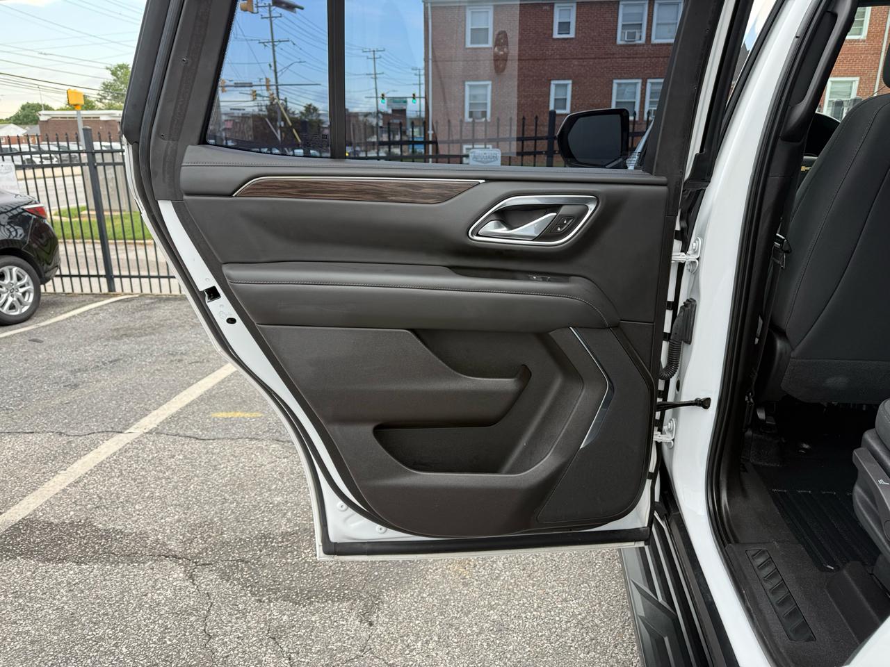 Chevrolet Tahoe 2WD 4dr Commercial 2021