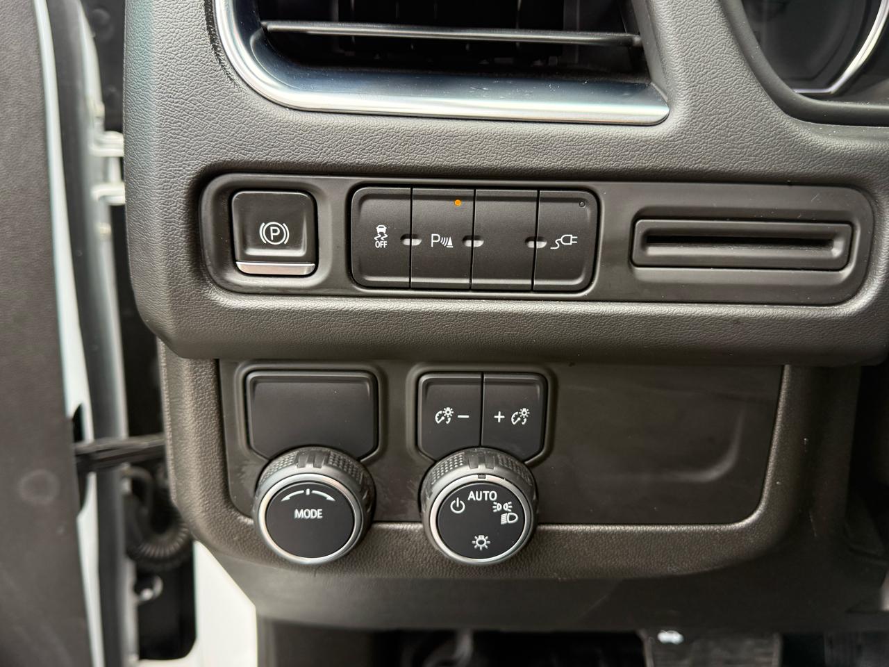 Chevrolet Tahoe 2WD 4dr Commercial 2021