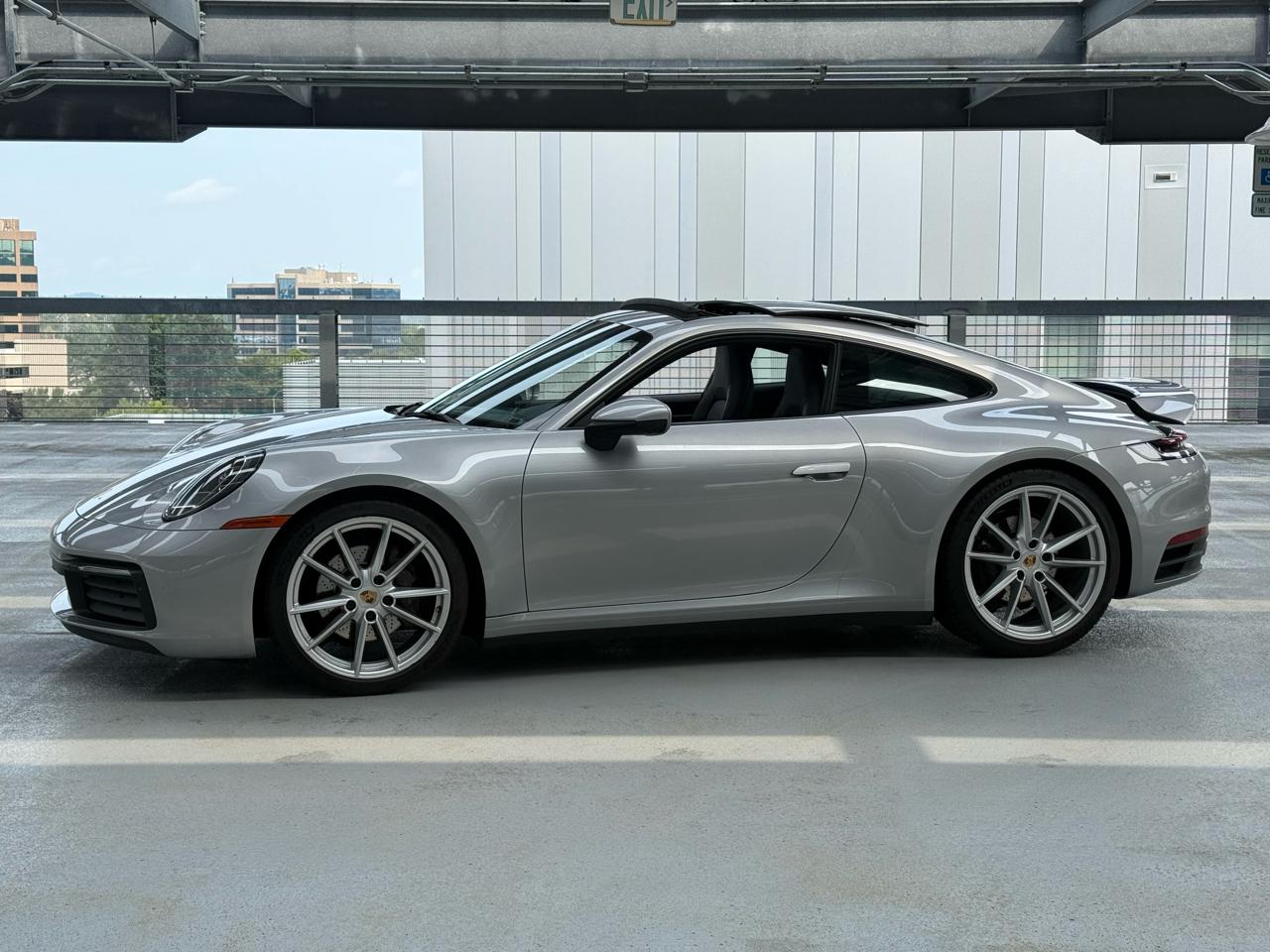Porsche 911 Carrera Coupe 2024