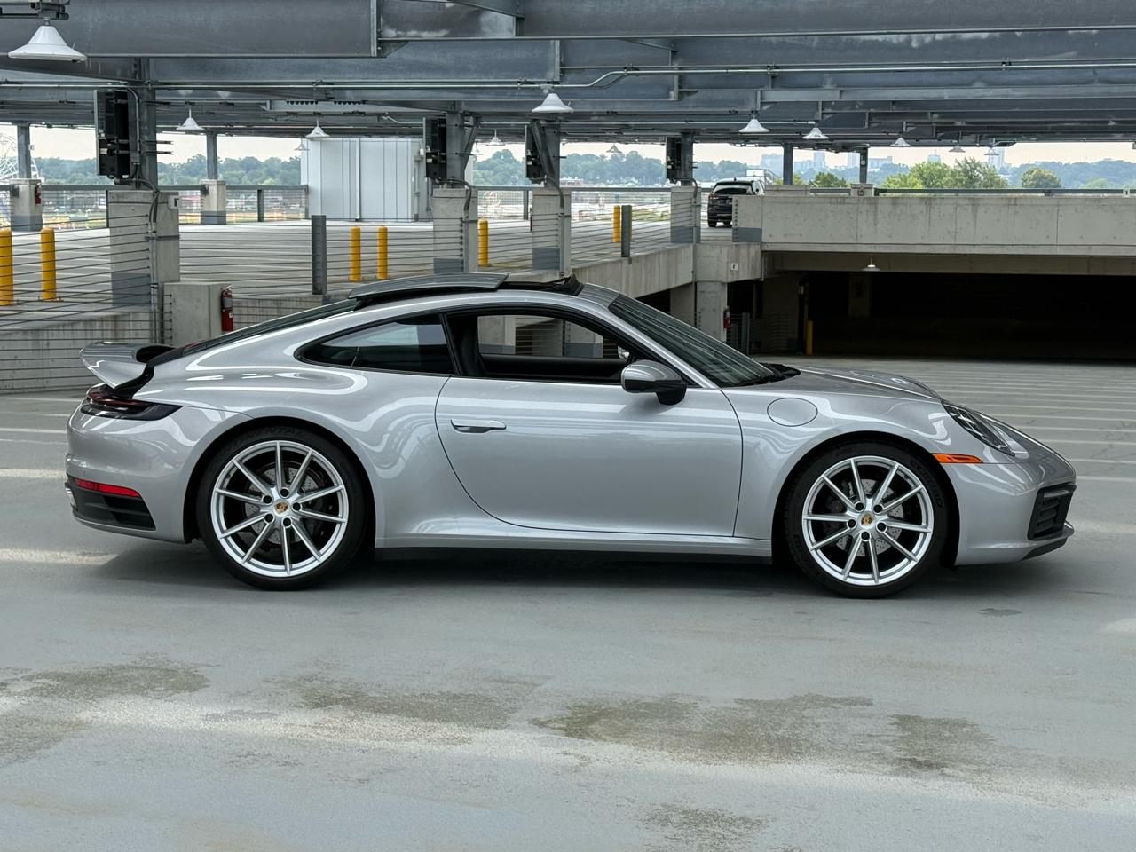 Porsche 911 Carrera Coupe 2024