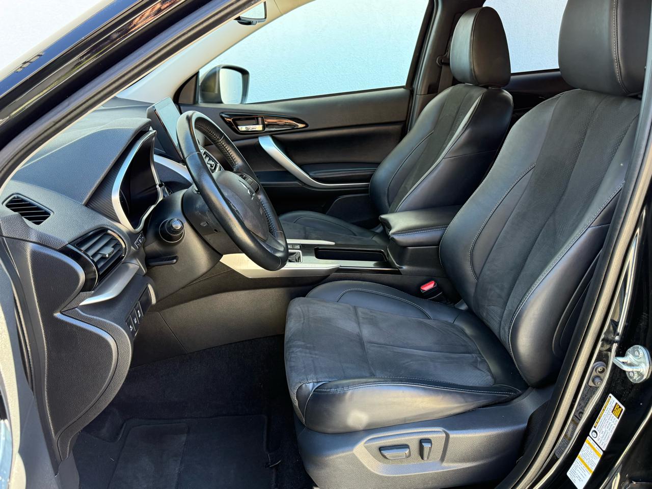 Mitsubishi Eclipse Cross SEL Special Edition FWD 2022