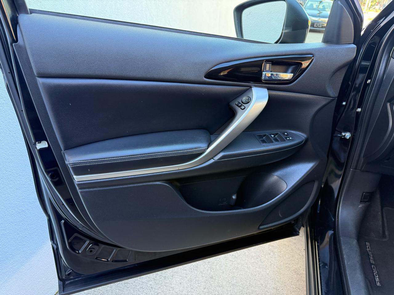 Mitsubishi Eclipse Cross SEL Special Edition FWD 2022