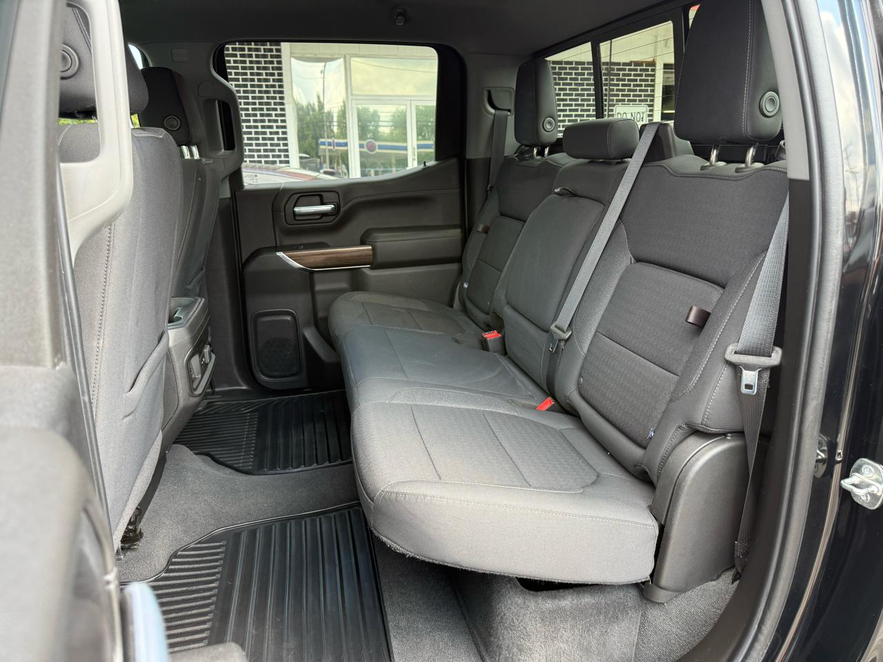 Chevrolet Silverado 1500 4WD Crew Cab 147" RST 2021