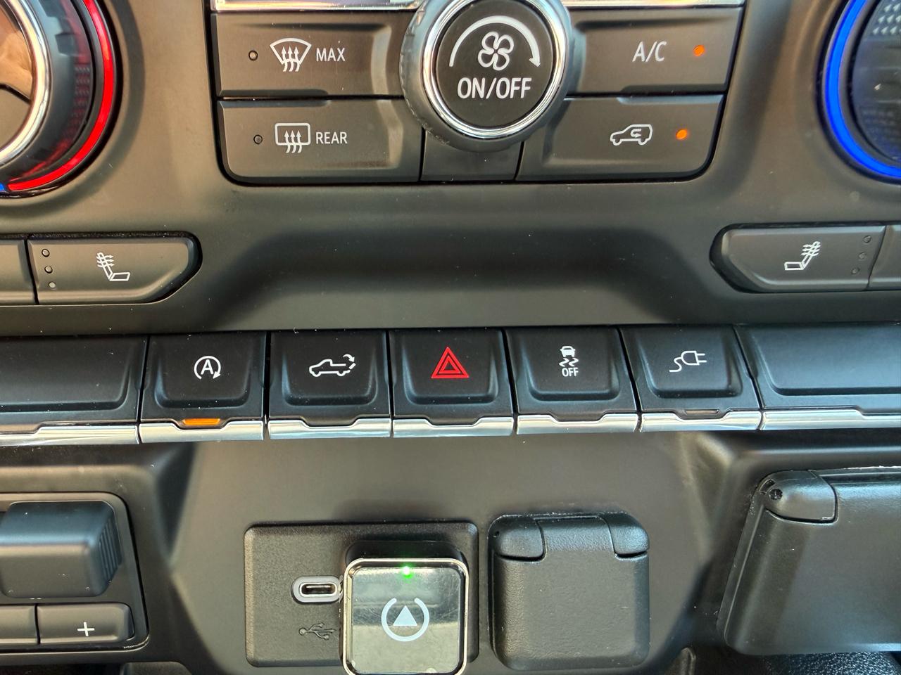 Chevrolet Silverado 1500 4WD Crew Cab 147" RST 2021