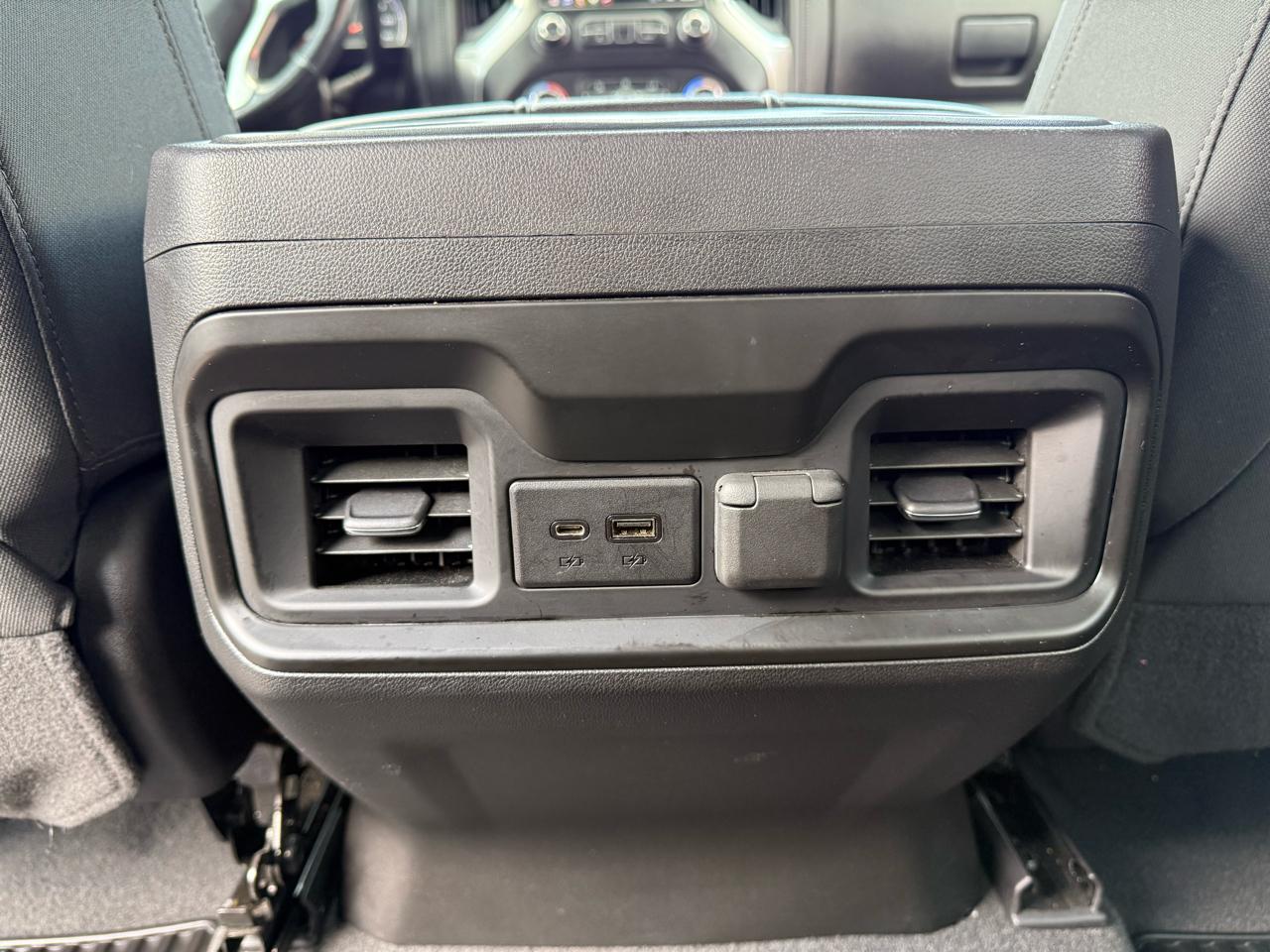 Chevrolet Silverado 1500 4WD Crew Cab 147" RST 2021