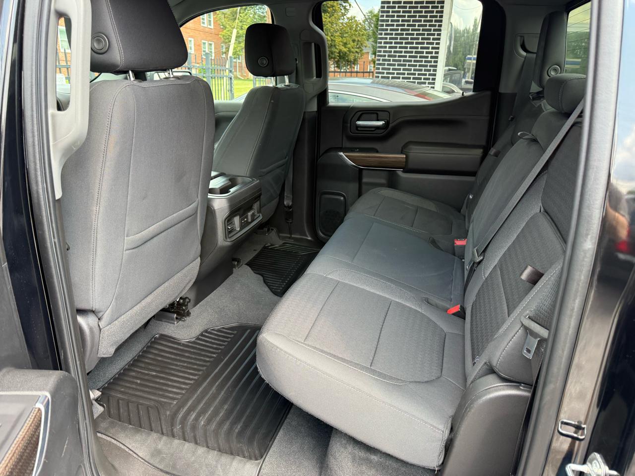 Chevrolet Silverado 1500 4WD Crew Cab 147" RST 2021
