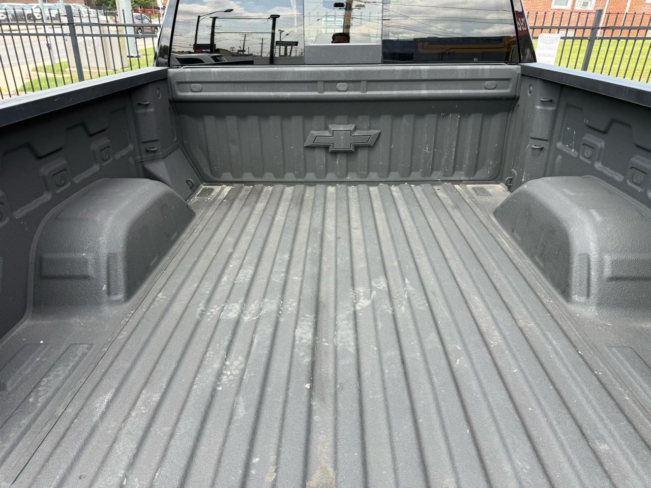 Chevrolet Silverado 1500 4WD Crew Cab 147" RST 2021
