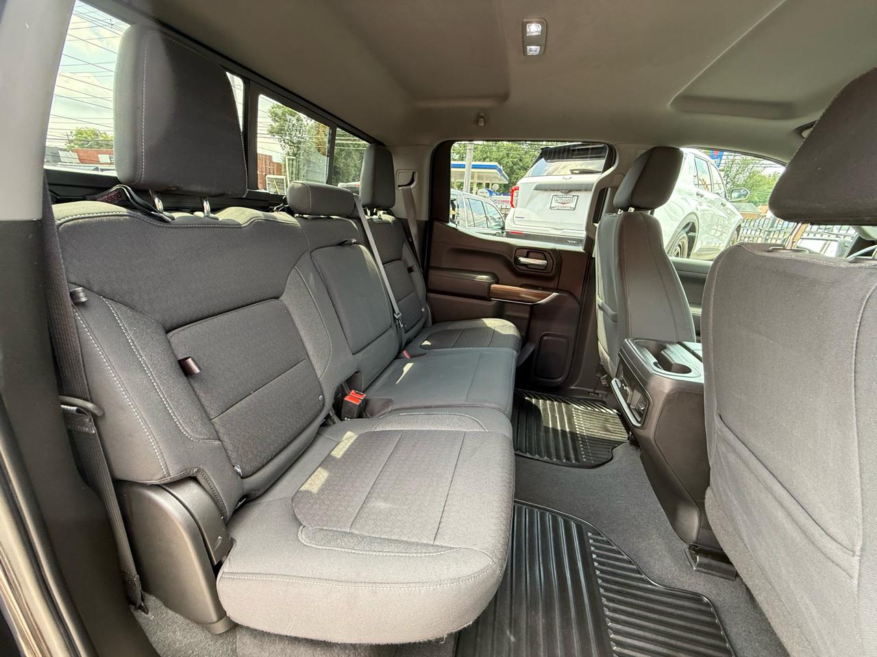 Chevrolet Silverado 1500 4WD Crew Cab 147" RST 2021
