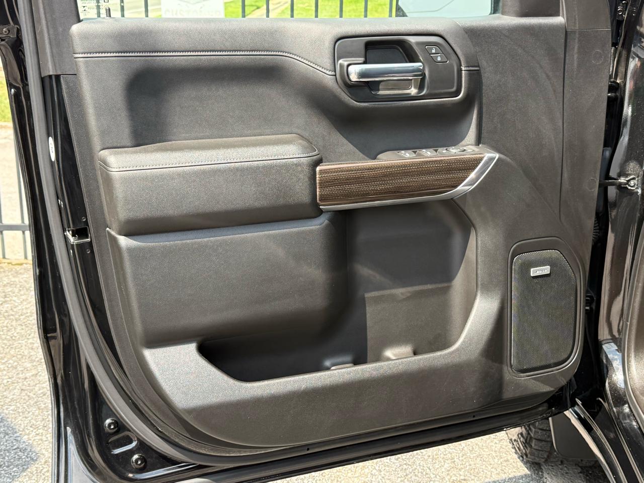 Chevrolet Silverado 1500 4WD Crew Cab 147" RST 2021
