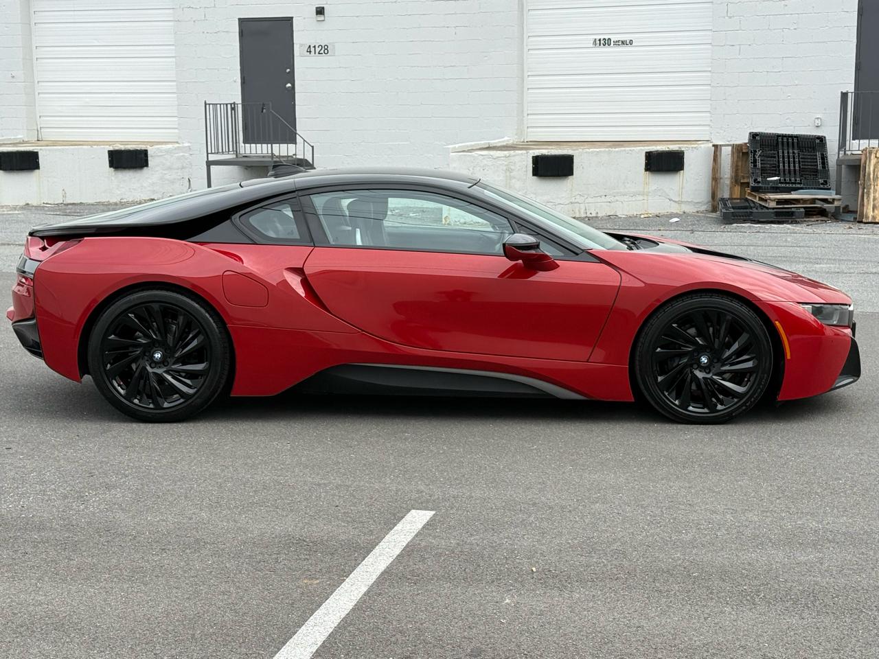 BMW i8 Coupe 2017