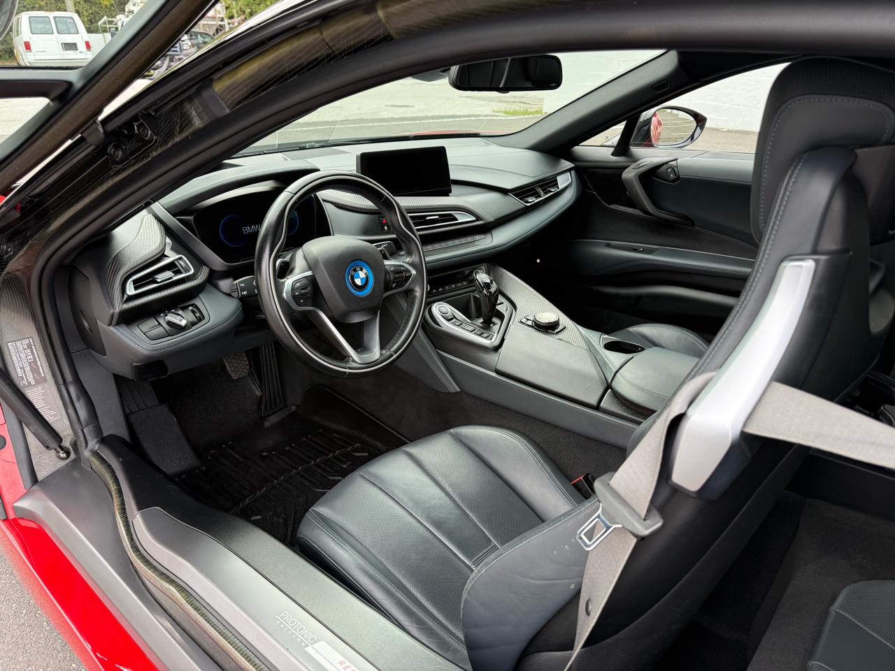 BMW i8 Coupe 2017