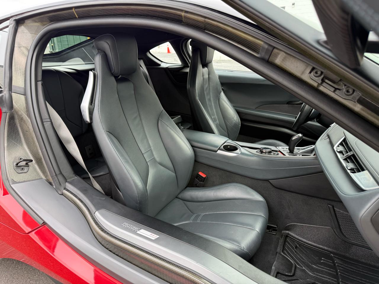 BMW i8 Coupe 2017