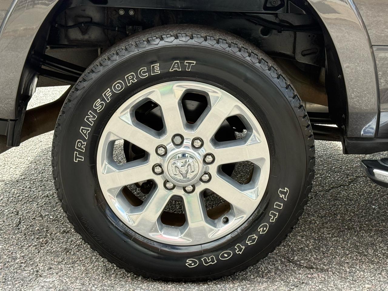 RAM 3500 Laramie 4x4 Mega Cab 6'4" Box 2020