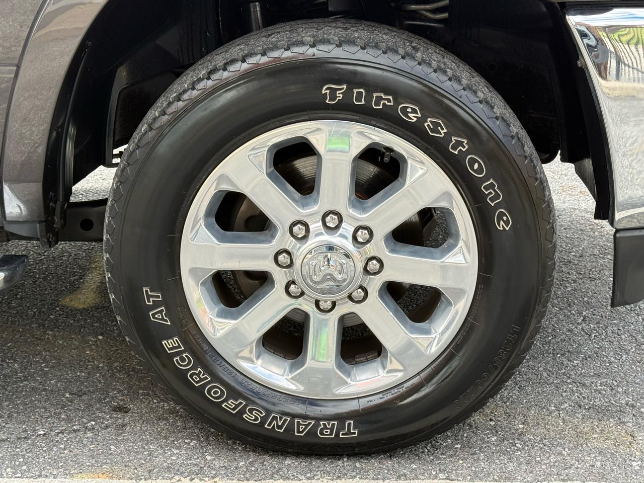 RAM 3500 Laramie 4x4 Mega Cab 6'4" Box 2020