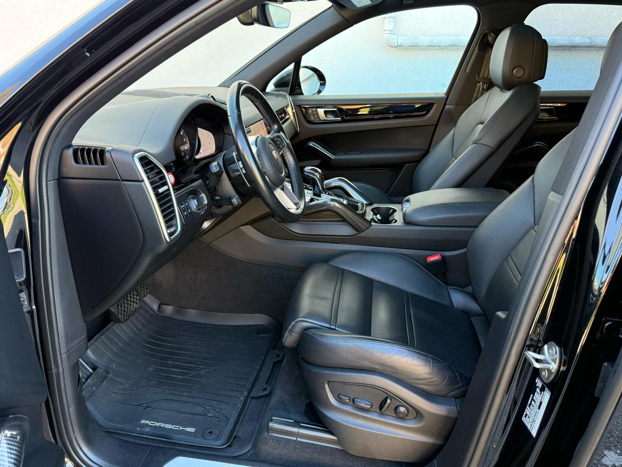 Porsche Cayenne Platinum Edition E-Hybrid AWD 2022