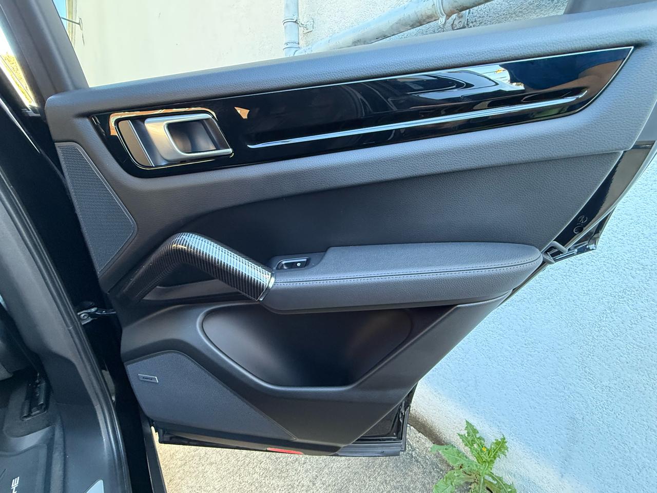 Porsche Cayenne Platinum Edition E-Hybrid AWD 2022