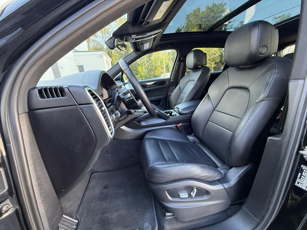 Porsche Cayenne AWD 2020