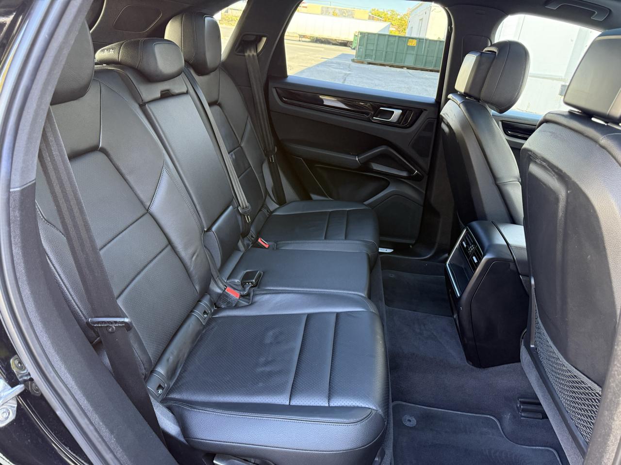 Porsche Cayenne AWD 2020