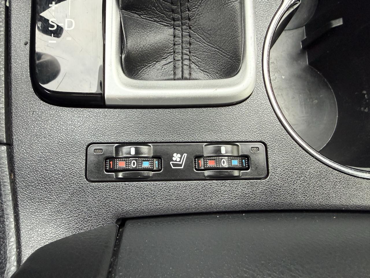 Toyota Highlander AWD 4dr V6 Limited (Natl) 2014