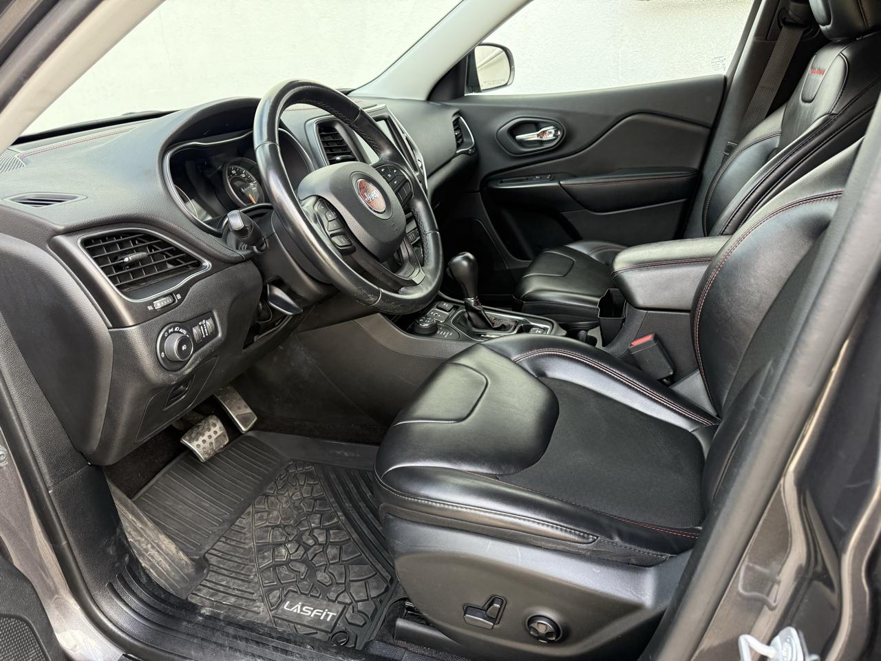 Jeep Cherokee Trailhawk 4x4 2019