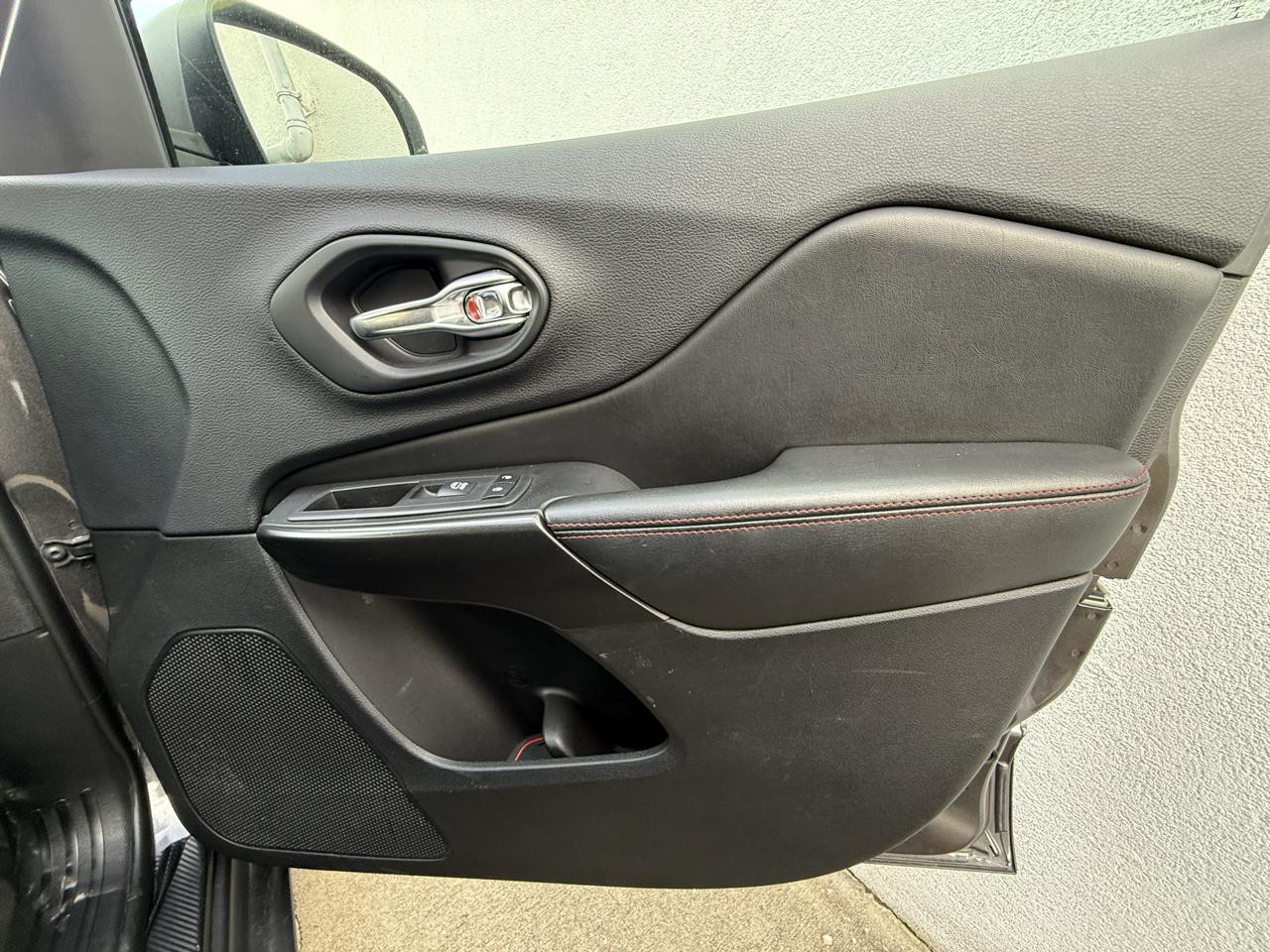 Jeep Cherokee Trailhawk 4x4 2019