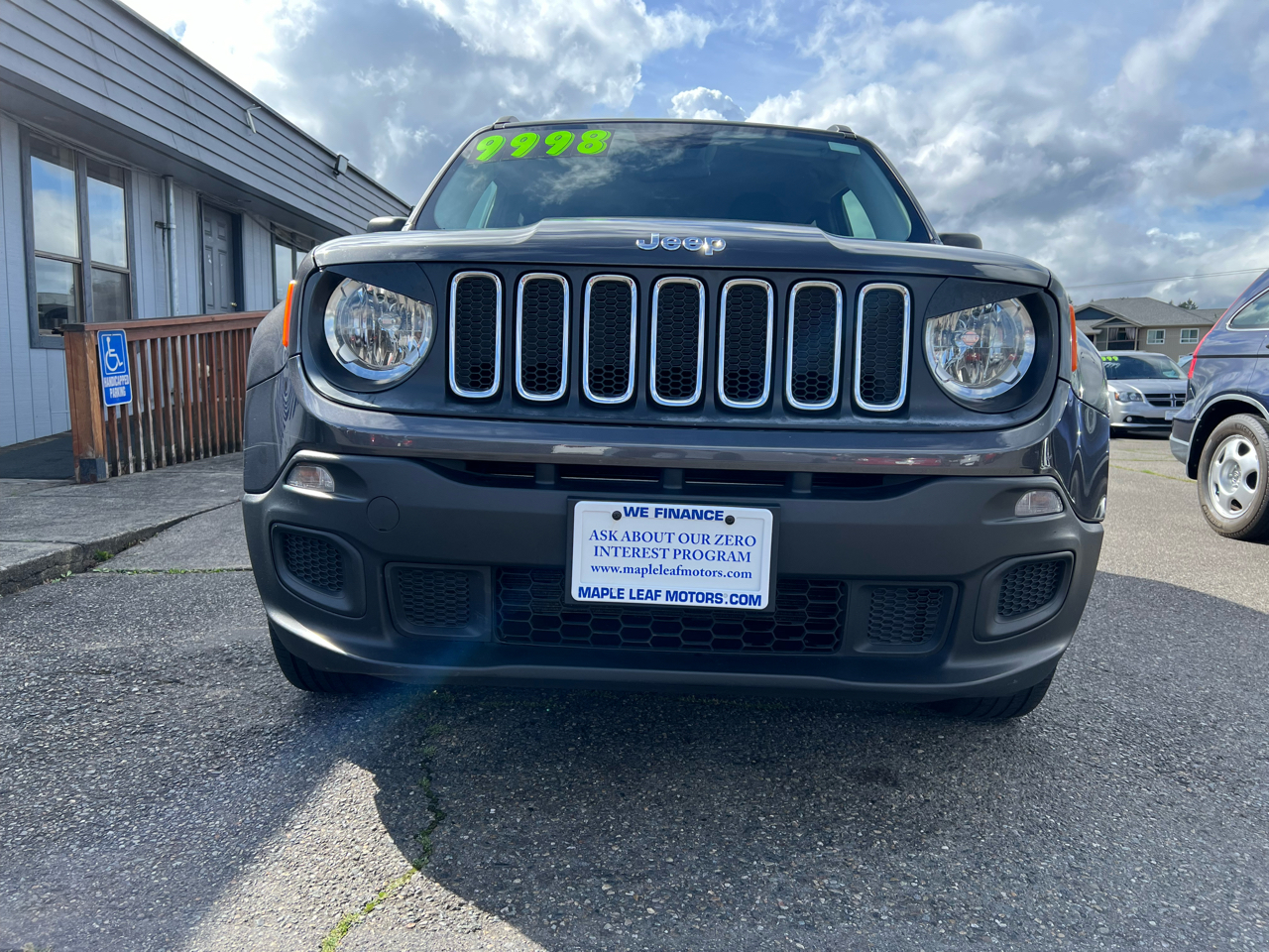 2017 Jeep Renegade Sport photo 2