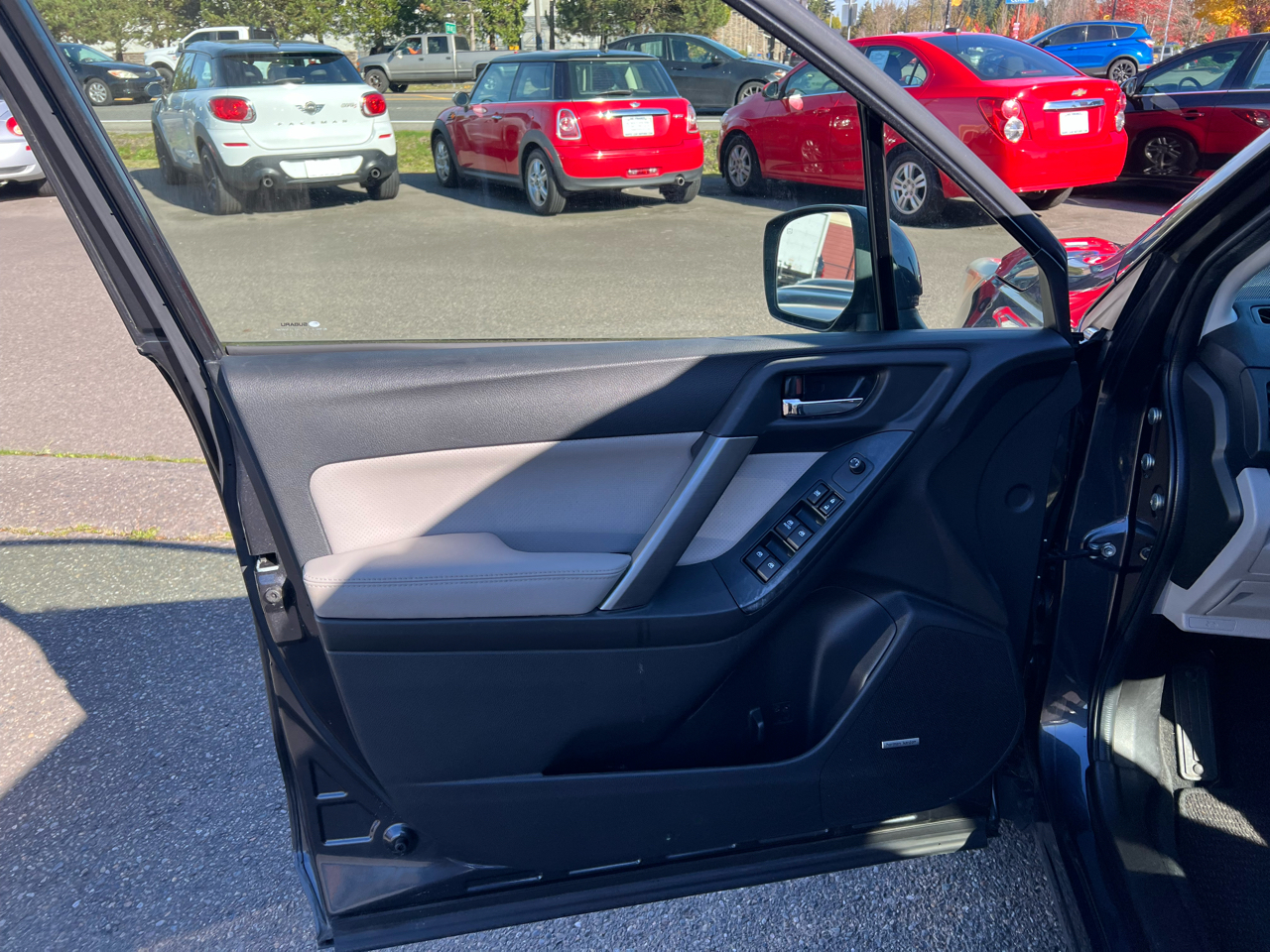 Subaru Forester 4dr Auto 2.5i Touring PZEV 2014 Subaru Forester 4dr Auto 2.5i Touring PZEV 2014