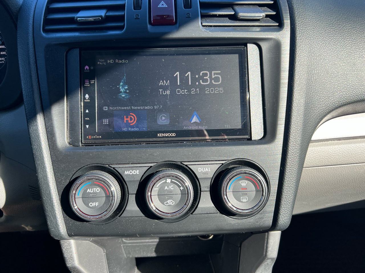 Subaru Forester 4dr Auto 2.5i Touring PZEV 2014 Subaru Forester 4dr Auto 2.5i Touring PZEV 2014