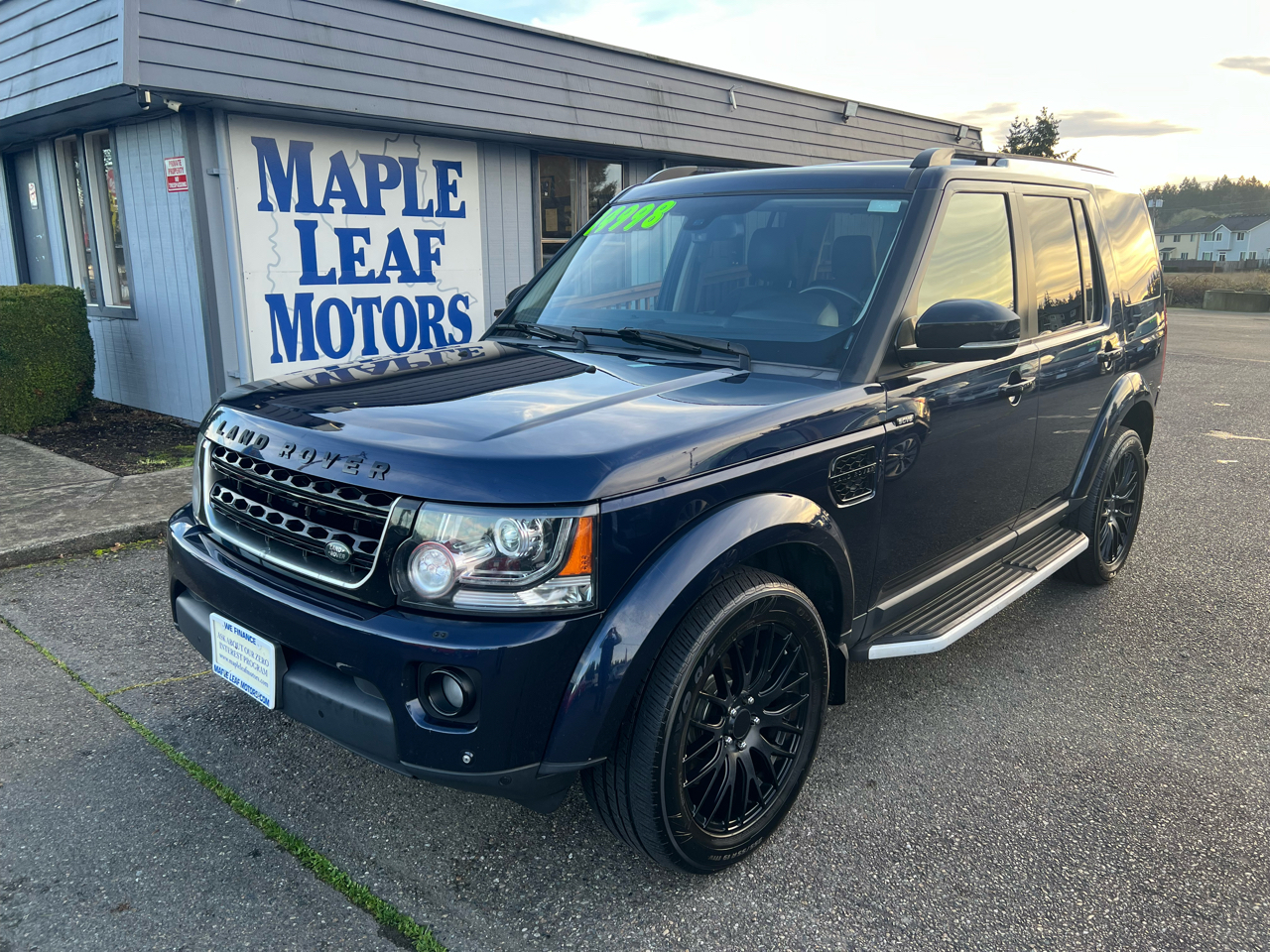 Land Rover LR4 4WD 4dr LUX 2015