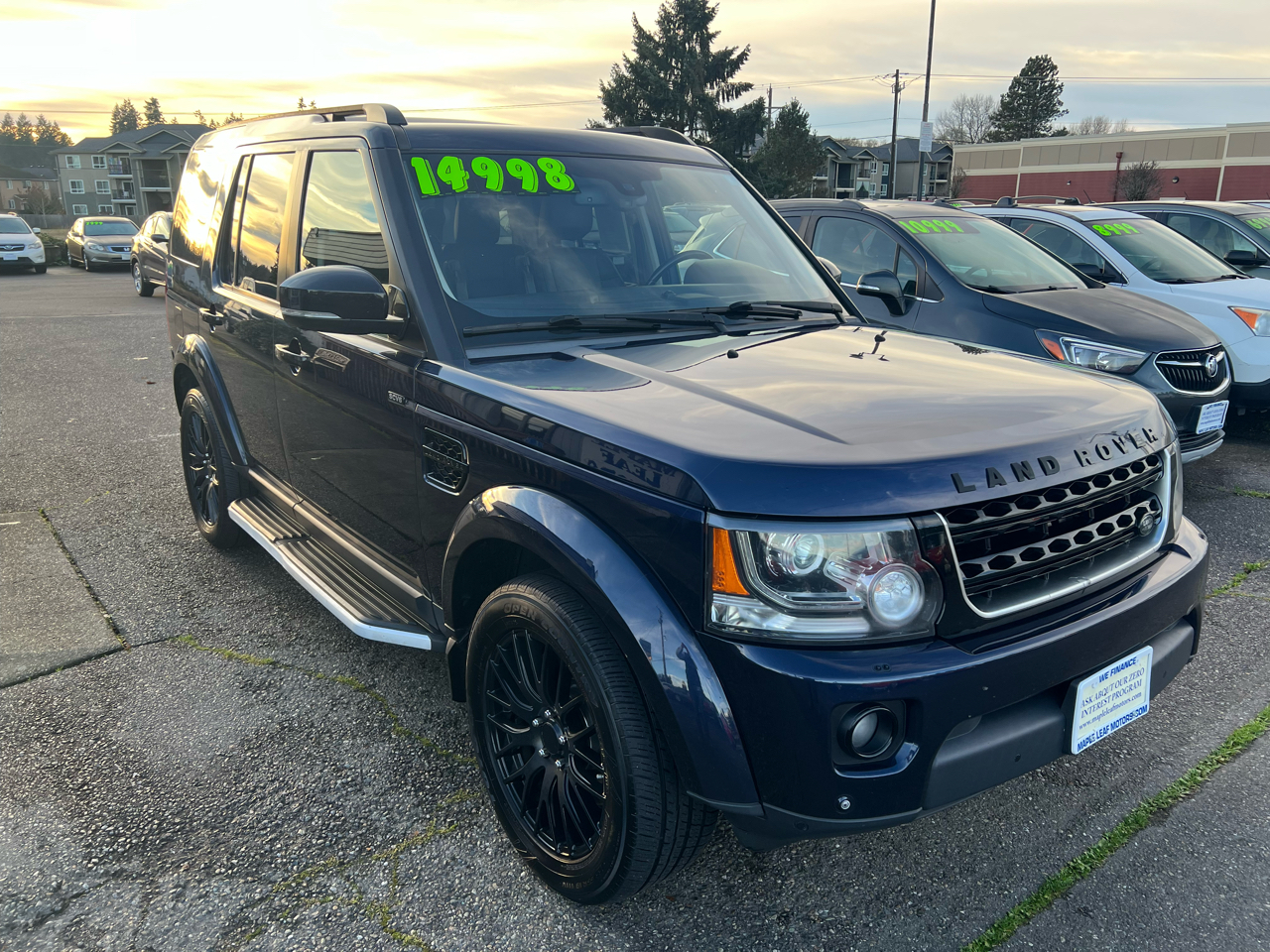 Land Rover LR4 4WD 4dr LUX 2015