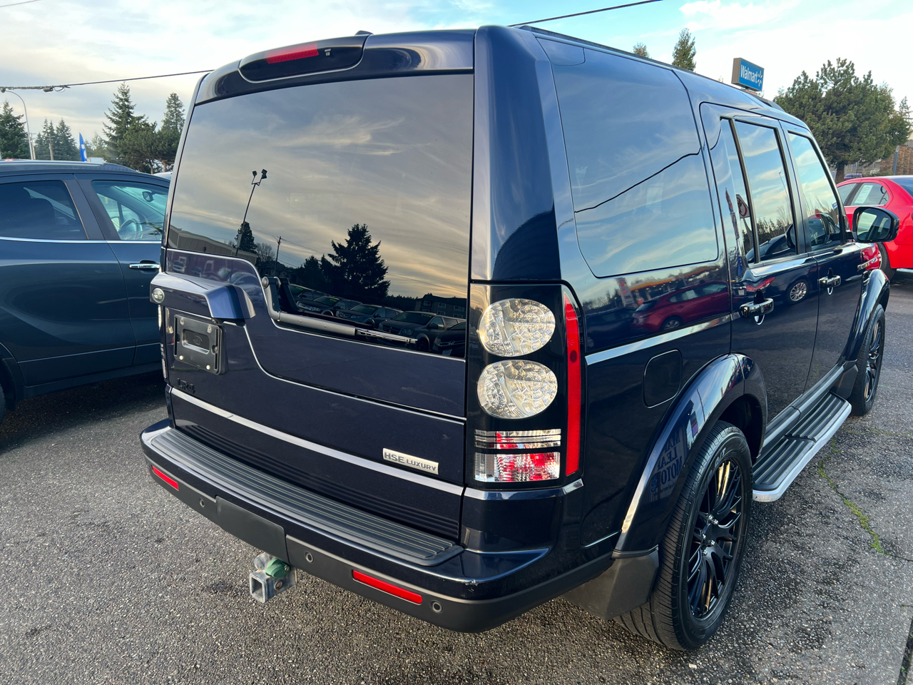 Land Rover LR4 4WD 4dr LUX 2015