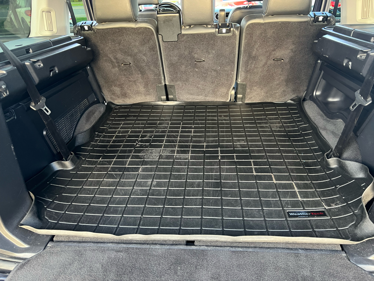 Land Rover LR4 4WD 4dr LUX 2015