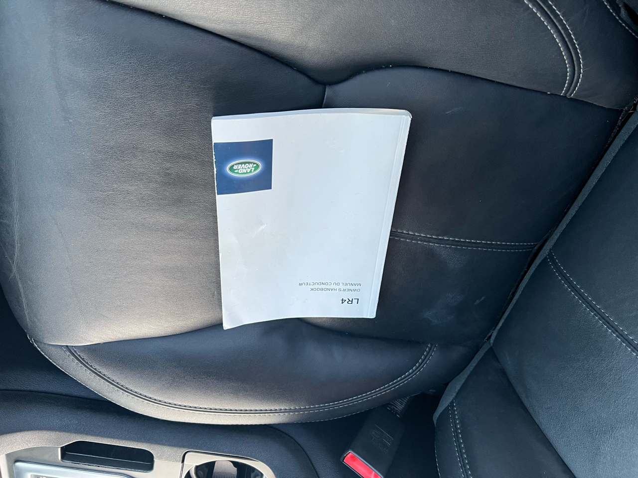 Land Rover LR4 4WD 4dr LUX 2015