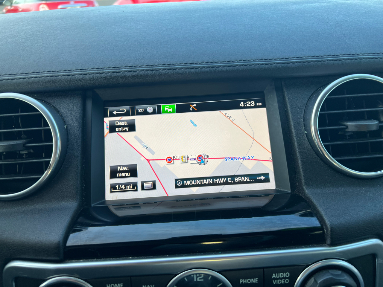 Land Rover LR4 4WD 4dr LUX 2015