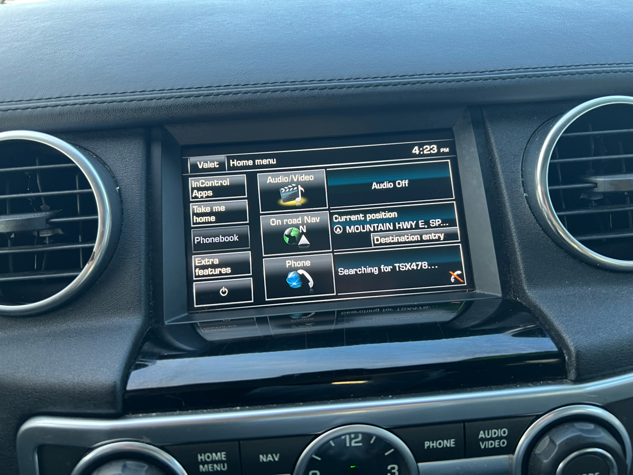 Land Rover LR4 4WD 4dr LUX 2015