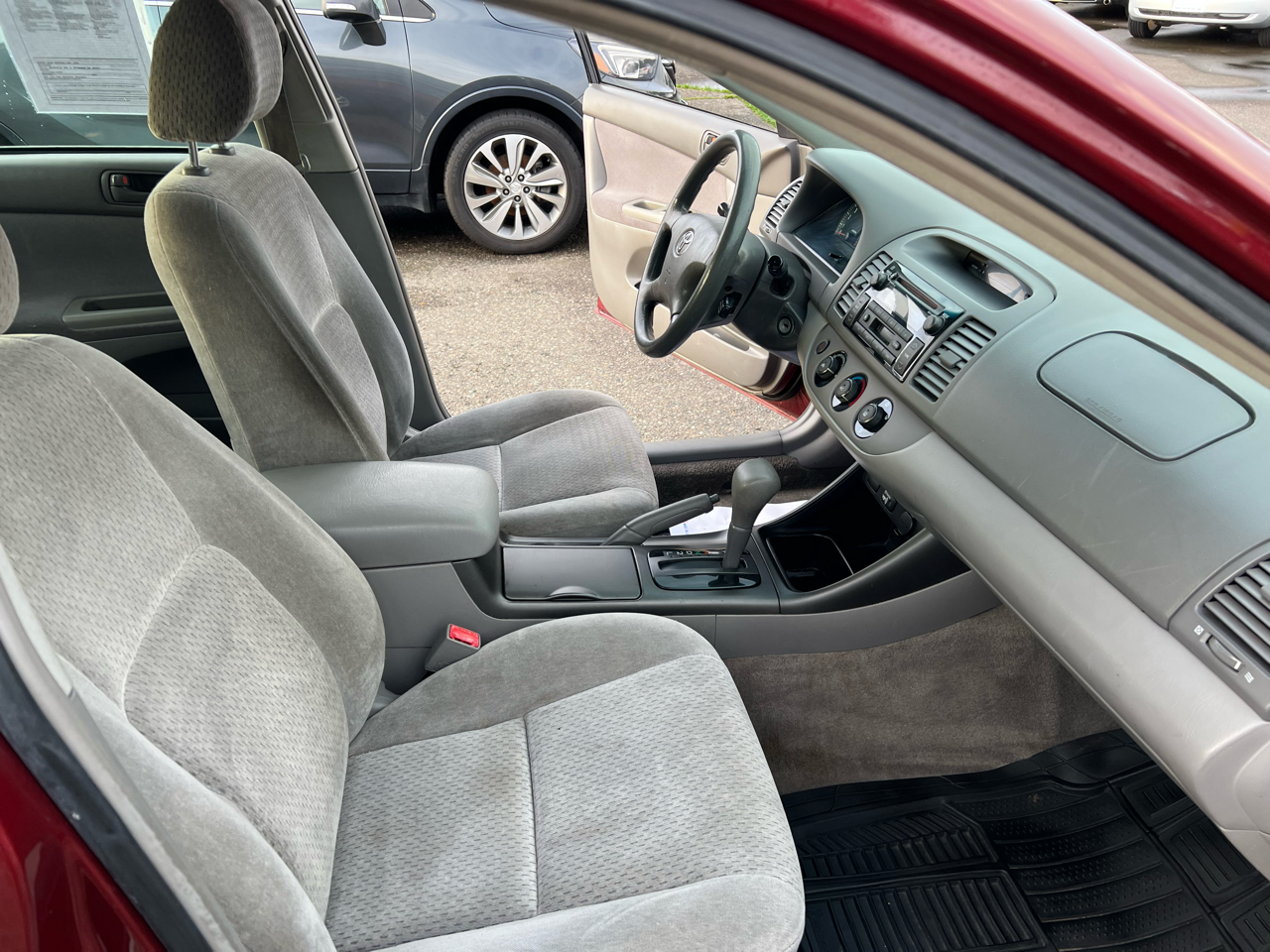 Toyota Camry 4dr Sdn LE Auto 2002