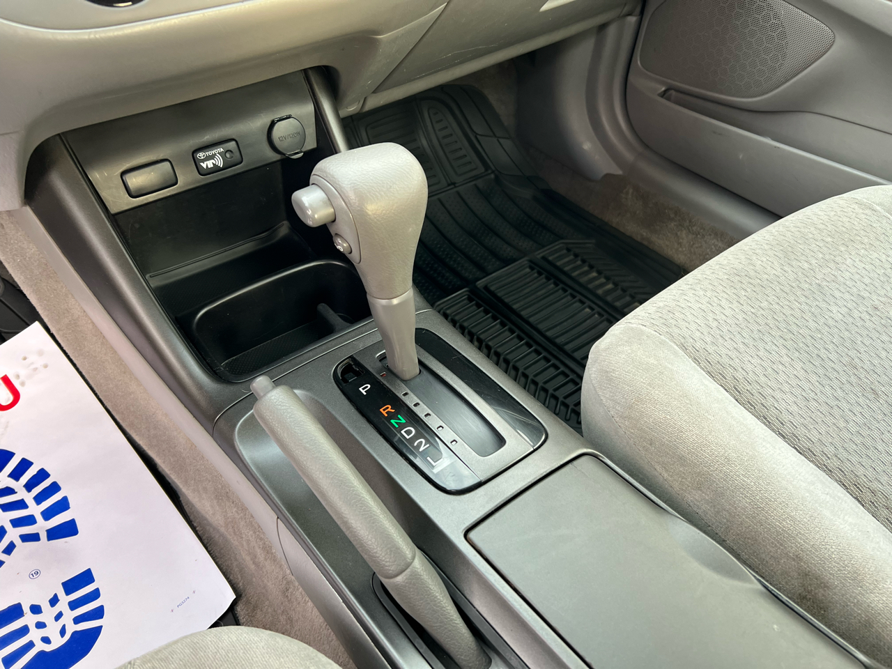 Toyota Camry 4dr Sdn LE Auto 2002