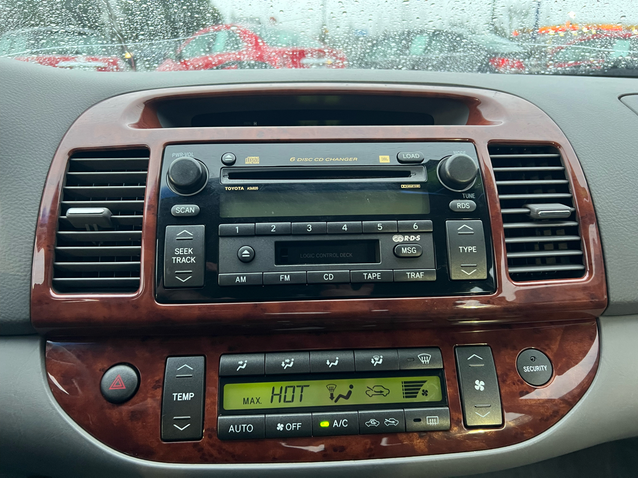 Toyota Camry 4dr Sdn LE Auto 2003