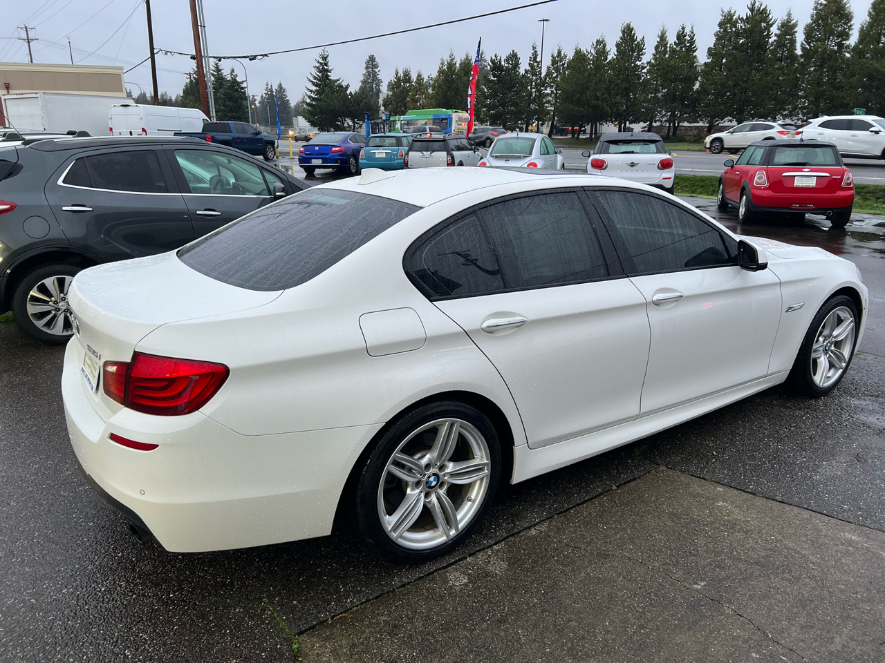 BMW 5 Series 4dr Sdn 535i xDrive AWD 2013