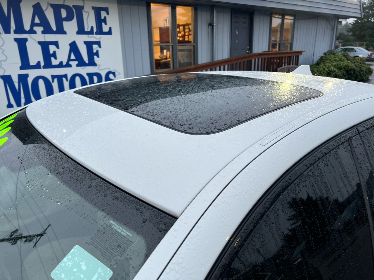 BMW 5 Series 4dr Sdn 535i xDrive AWD 2013