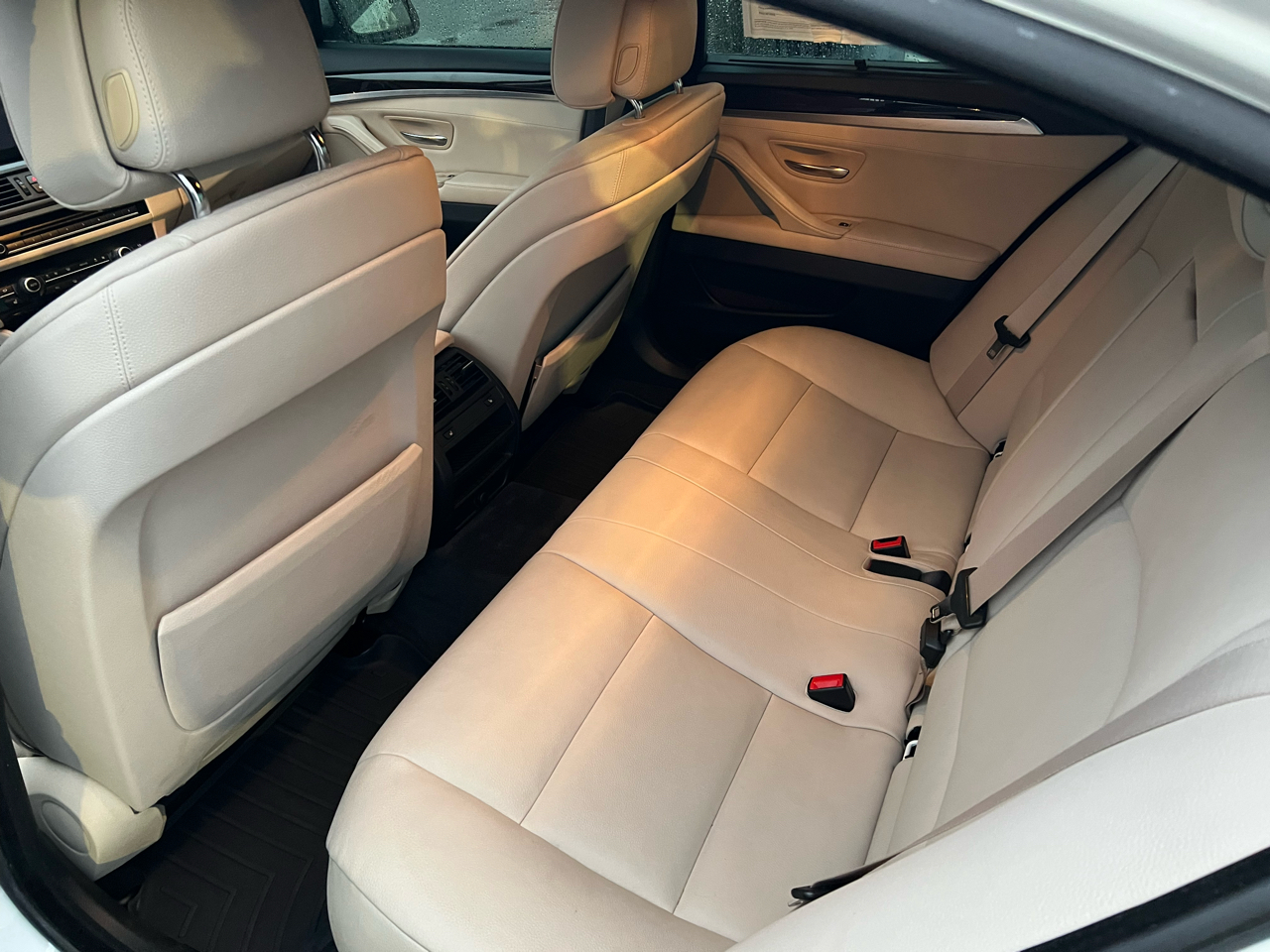 BMW 5 Series 4dr Sdn 535i xDrive AWD 2013