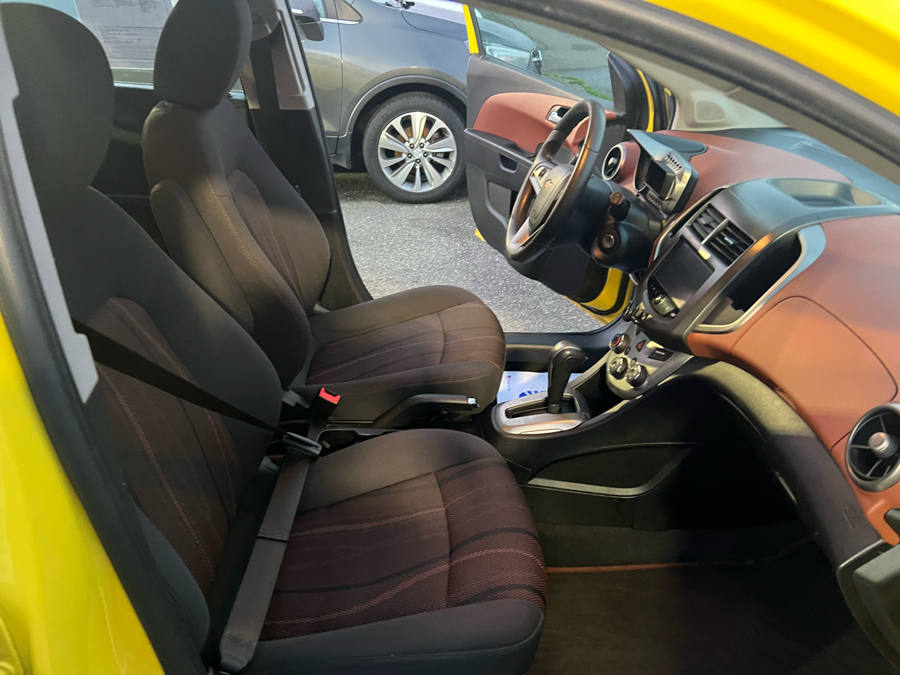 Chevrolet Sonic 5dr HB Auto LT 2015