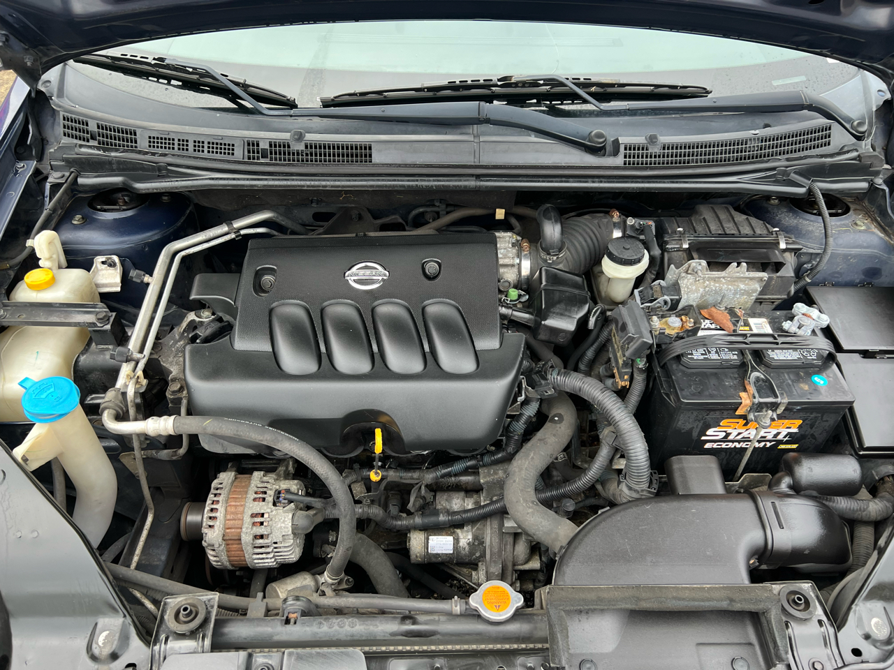 Nissan Sentra 4dr Sdn I4 CVT 2.0 2008