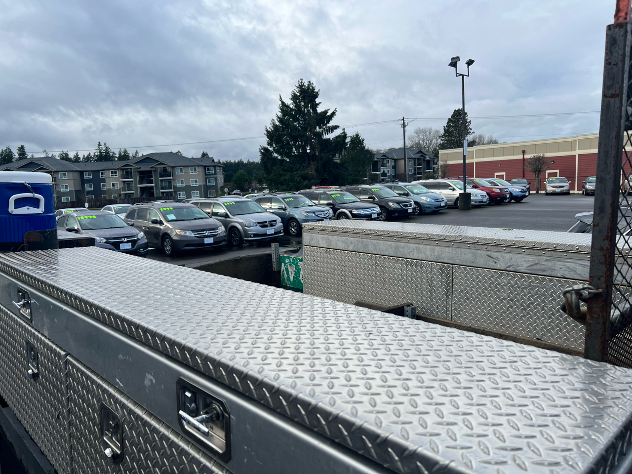 Isuzu DSL REG 109" WB WHITE CAB IBT PWL 2010