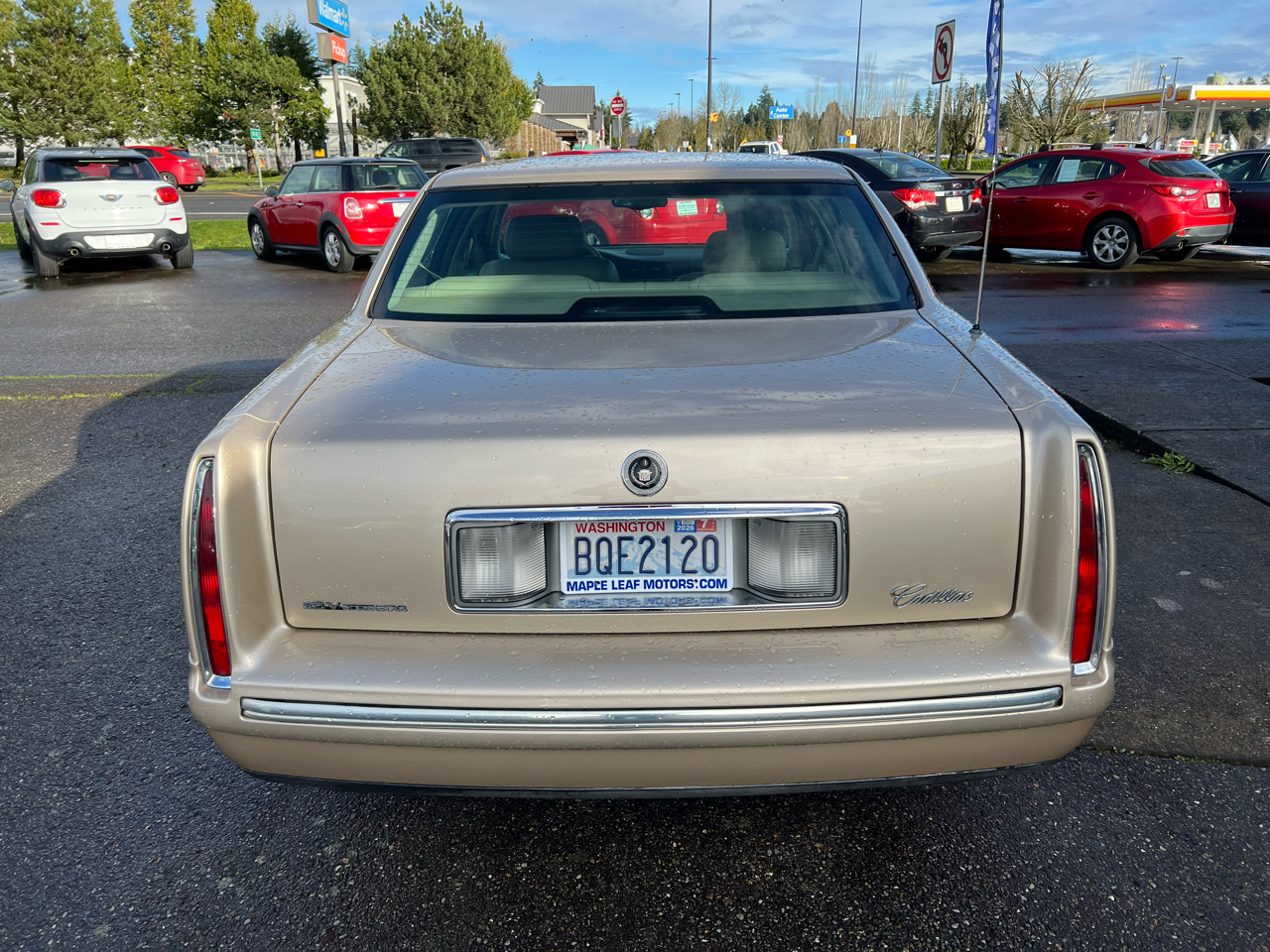 Cadillac DeVille 4dr Sdn 1998