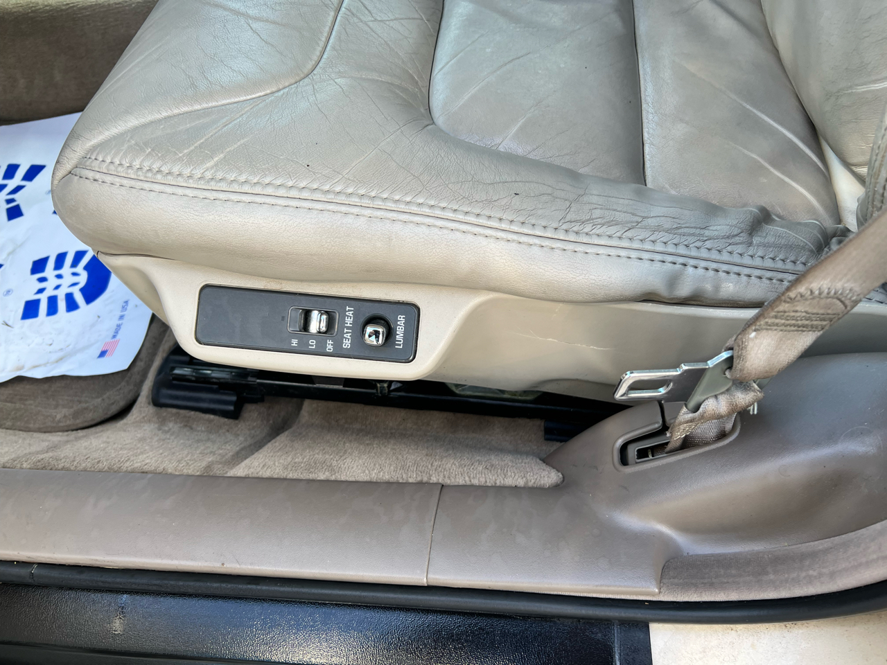 Cadillac DeVille 4dr Sdn 1998