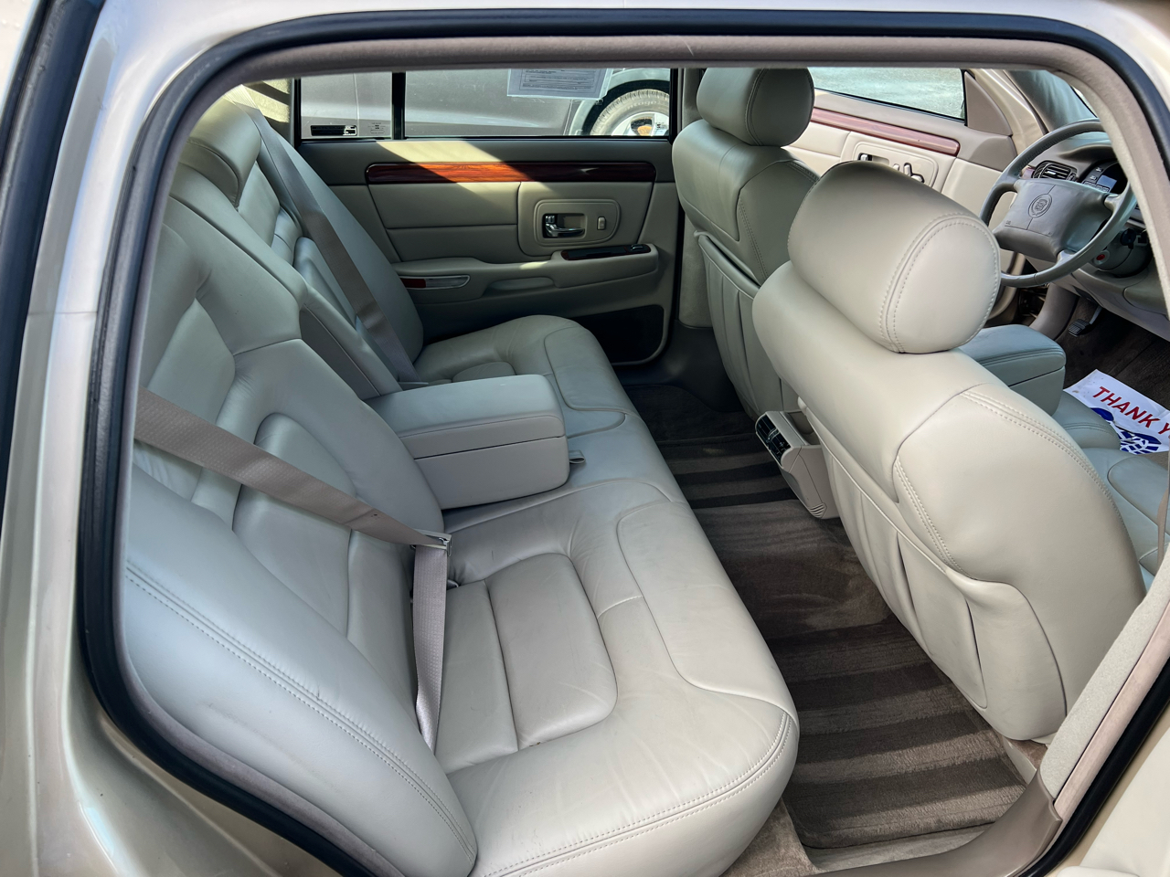 Cadillac DeVille 4dr Sdn 1998