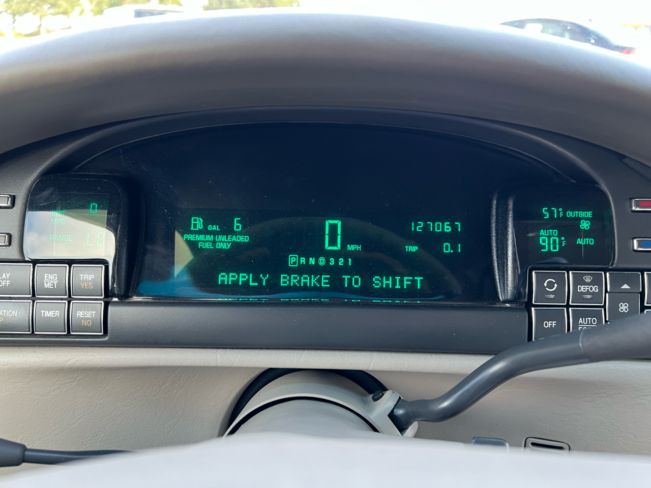 Cadillac DeVille 4dr Sdn 1998