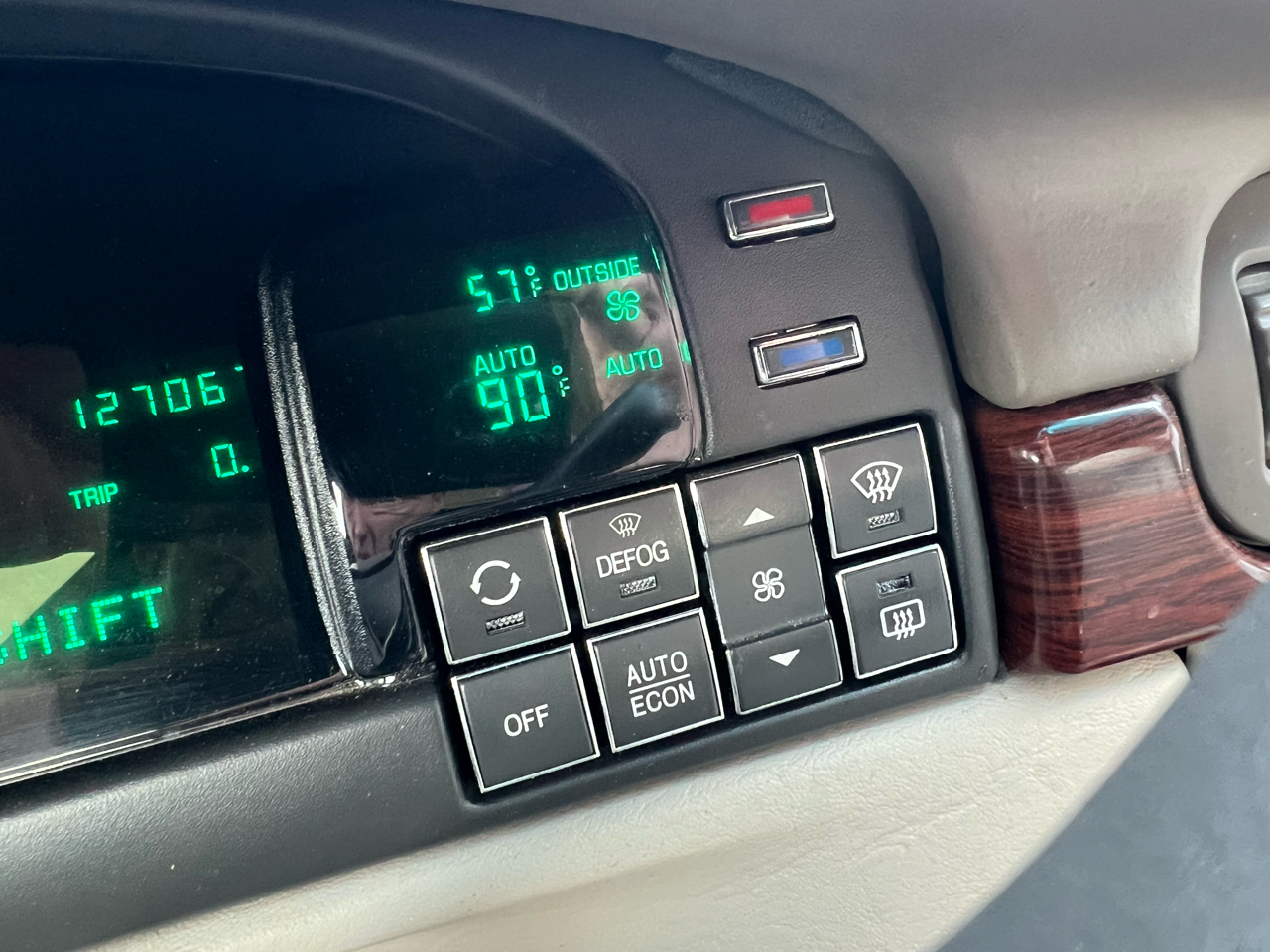 Cadillac DeVille 4dr Sdn 1998