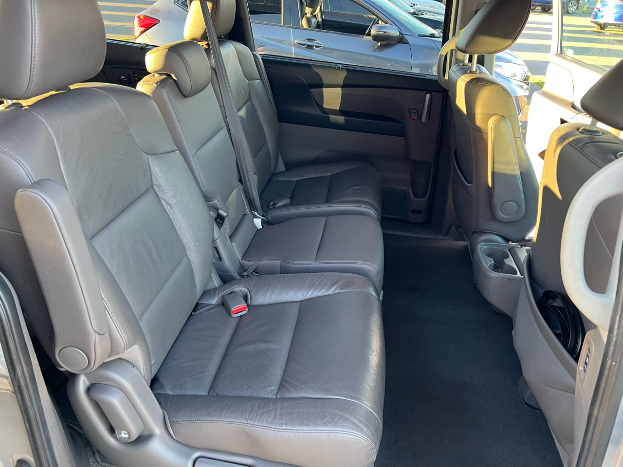 Honda Odyssey 5dr Touring 2011